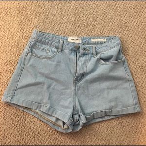 NWOT Pacsun Denim Mom Short (size 27)